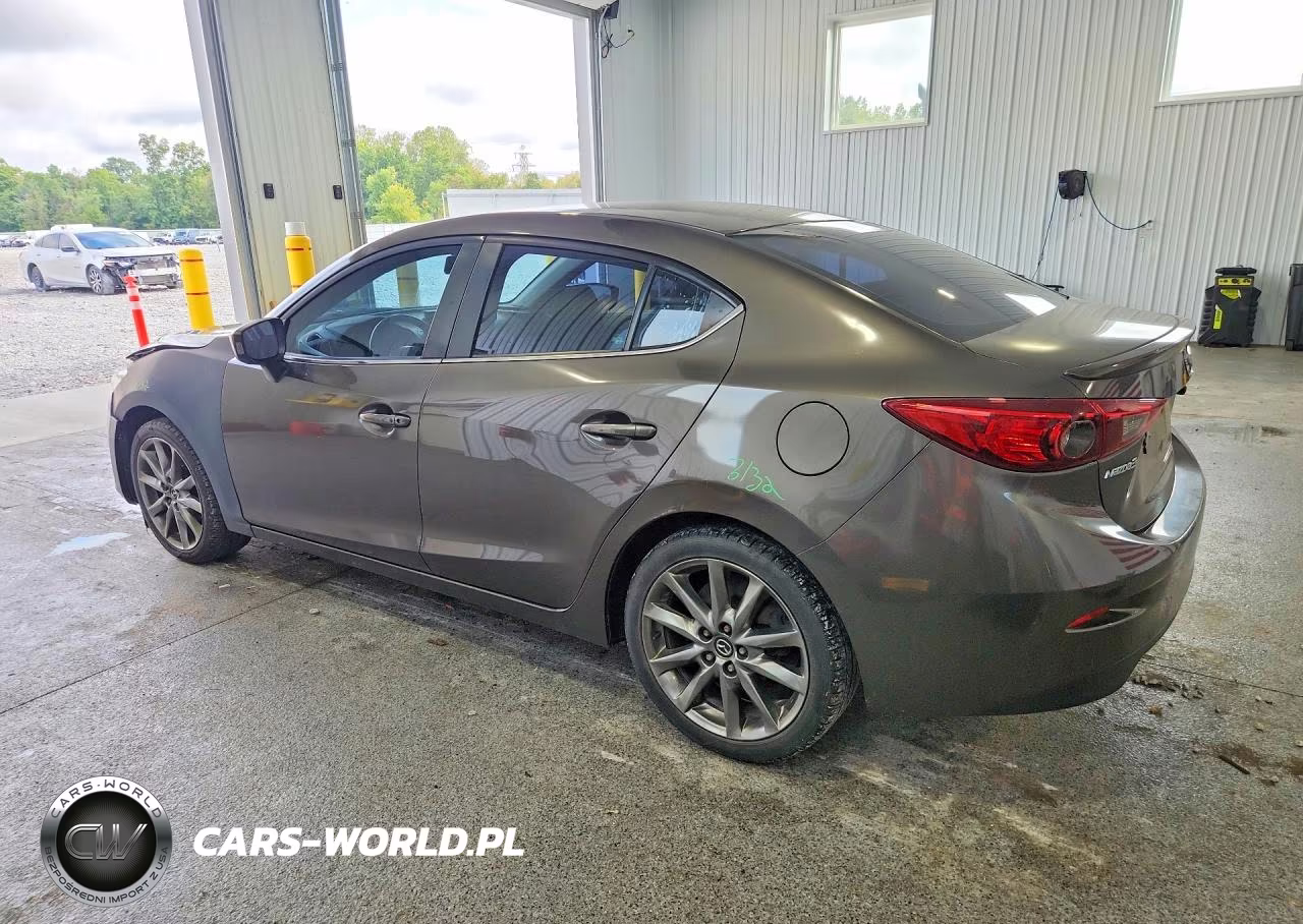2014 Mazda 3 Touring VIN:JM1BM1V77E1168230 - 2