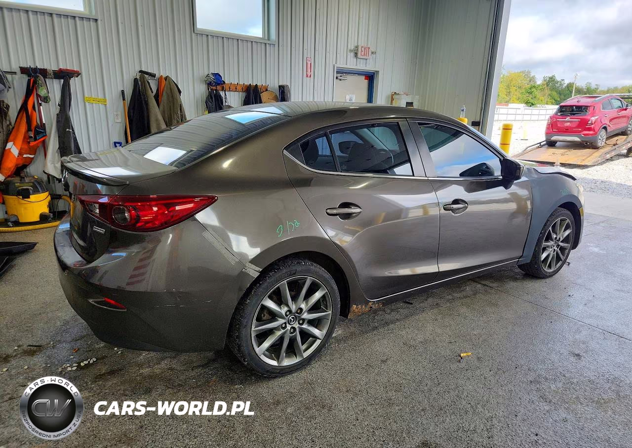 2014 Mazda 3 Touring VIN:JM1BM1V77E1168230 - 3