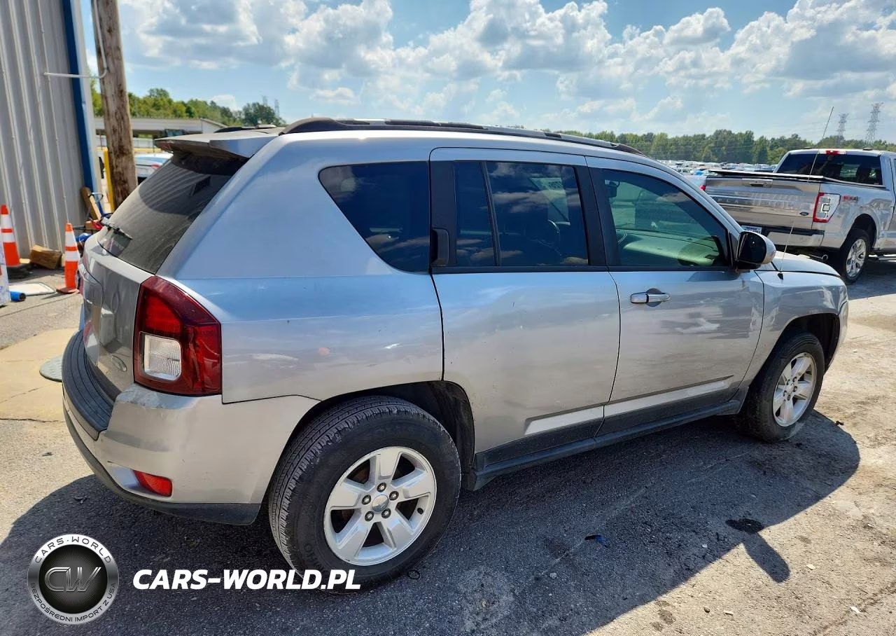 2017 Jeep Compass Latitude VIN:1C4NJCEA1HD151620 - 3