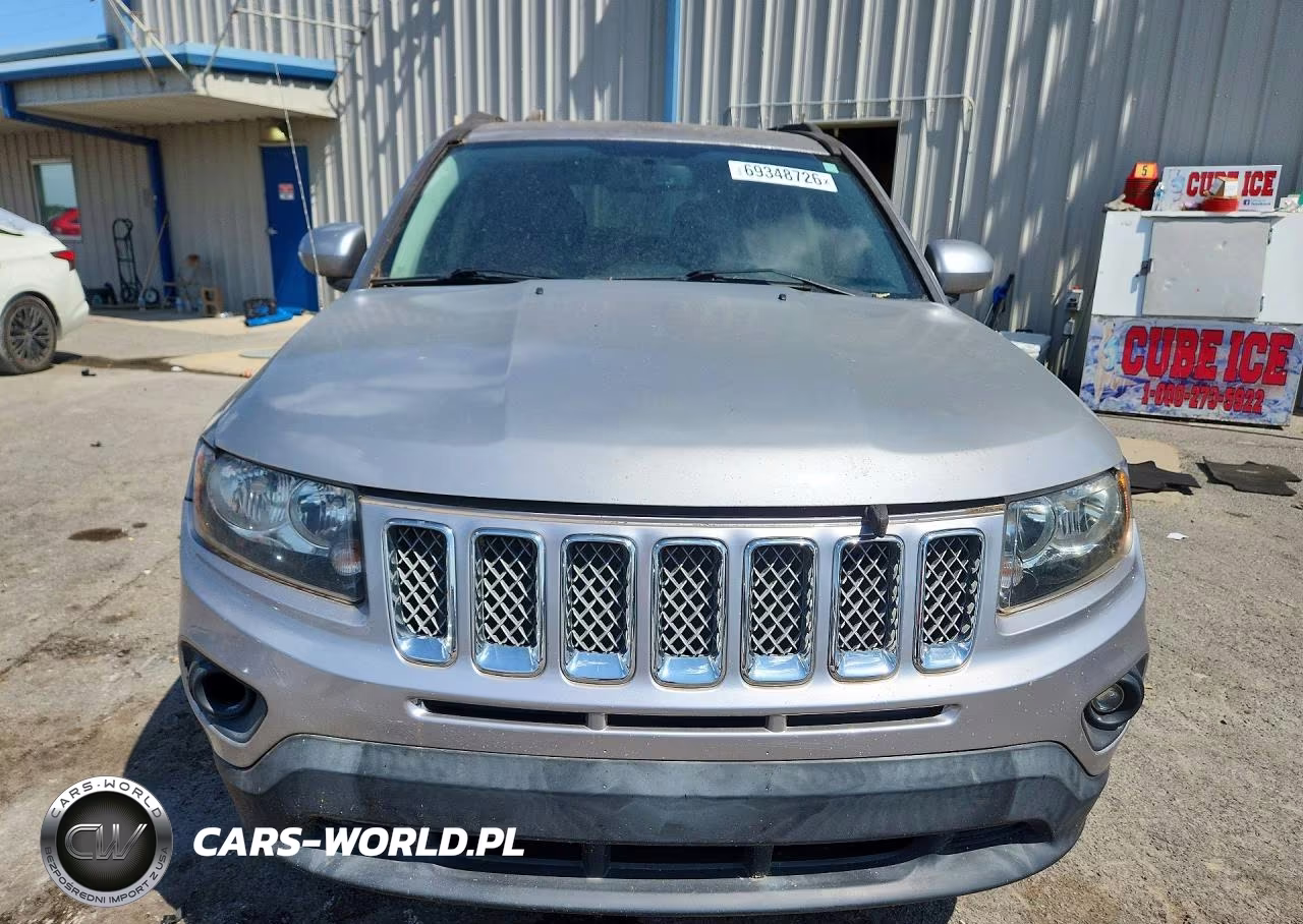 2017 Jeep Compass Latitude VIN:1C4NJCEA1HD151620 - 5