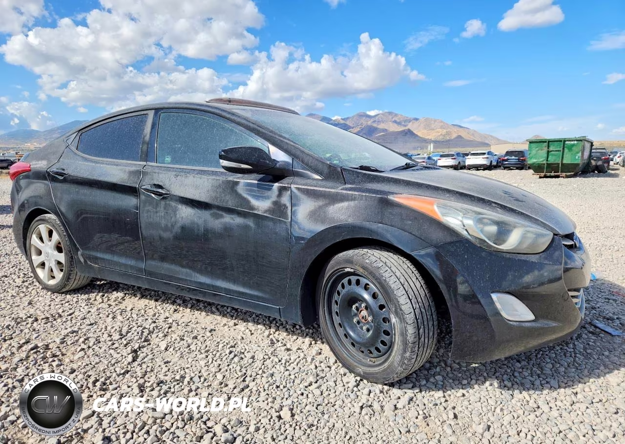 2013 Hyundai Elantra Gls VIN:KMHDH4AE4DU927184 - 4