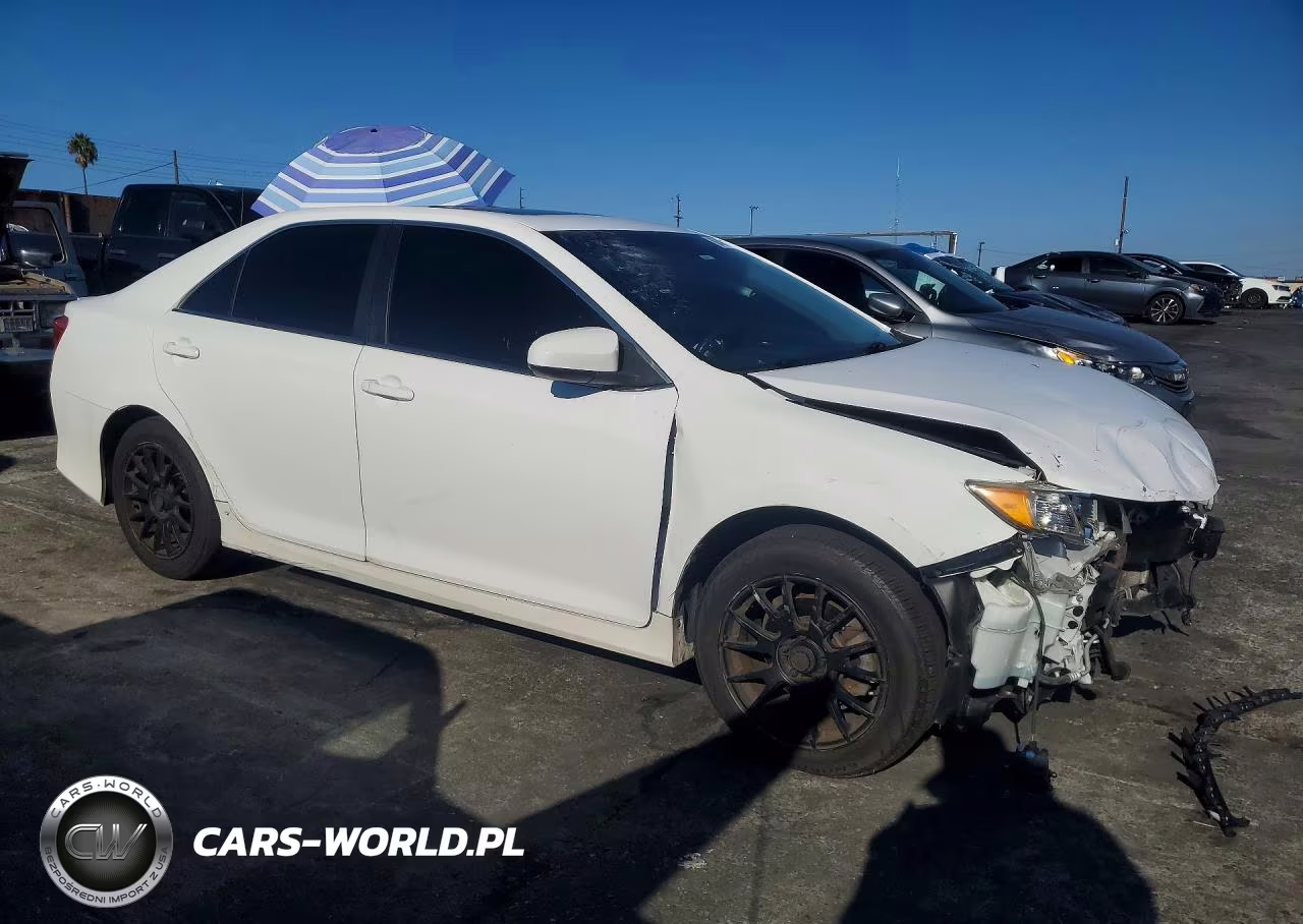2013 Toyota Camry Se VIN:4T1BF1FK2DU238867 - 4