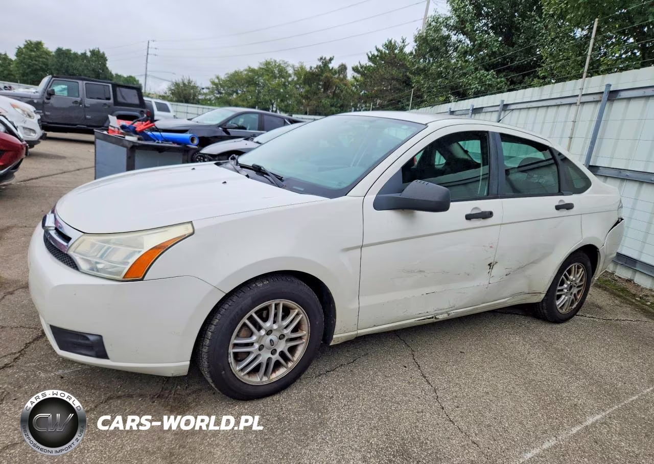 2009 Ford Focus Se VIN:1FAHP35N49W159222 - 1