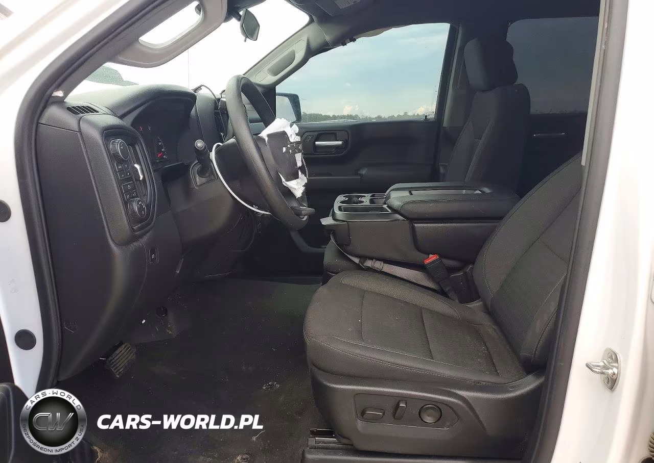 2026 Chevrolet Silverado K1500 Trail Boss Custom VIN:3GCUKCED1TG269472 - 7