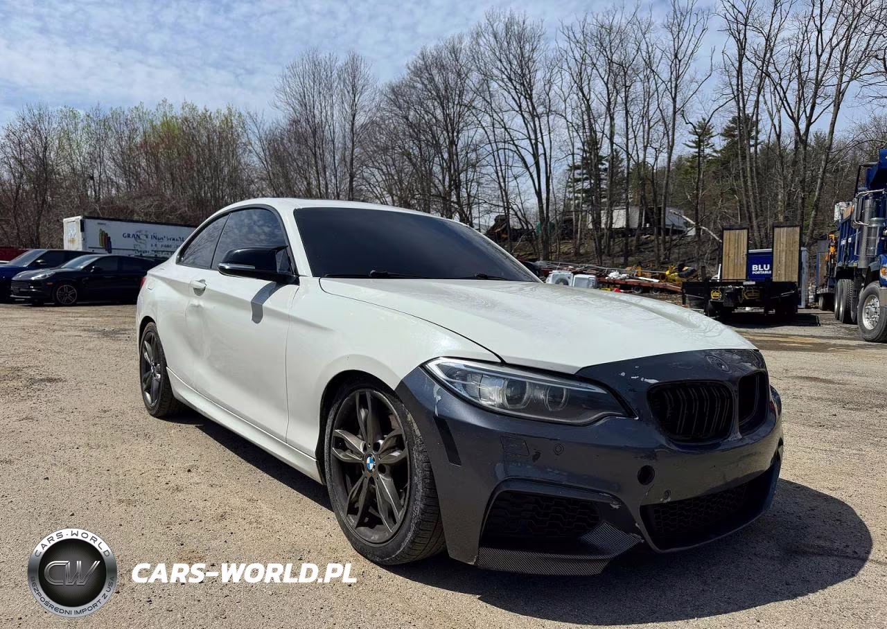 2016 BMW M235Xi