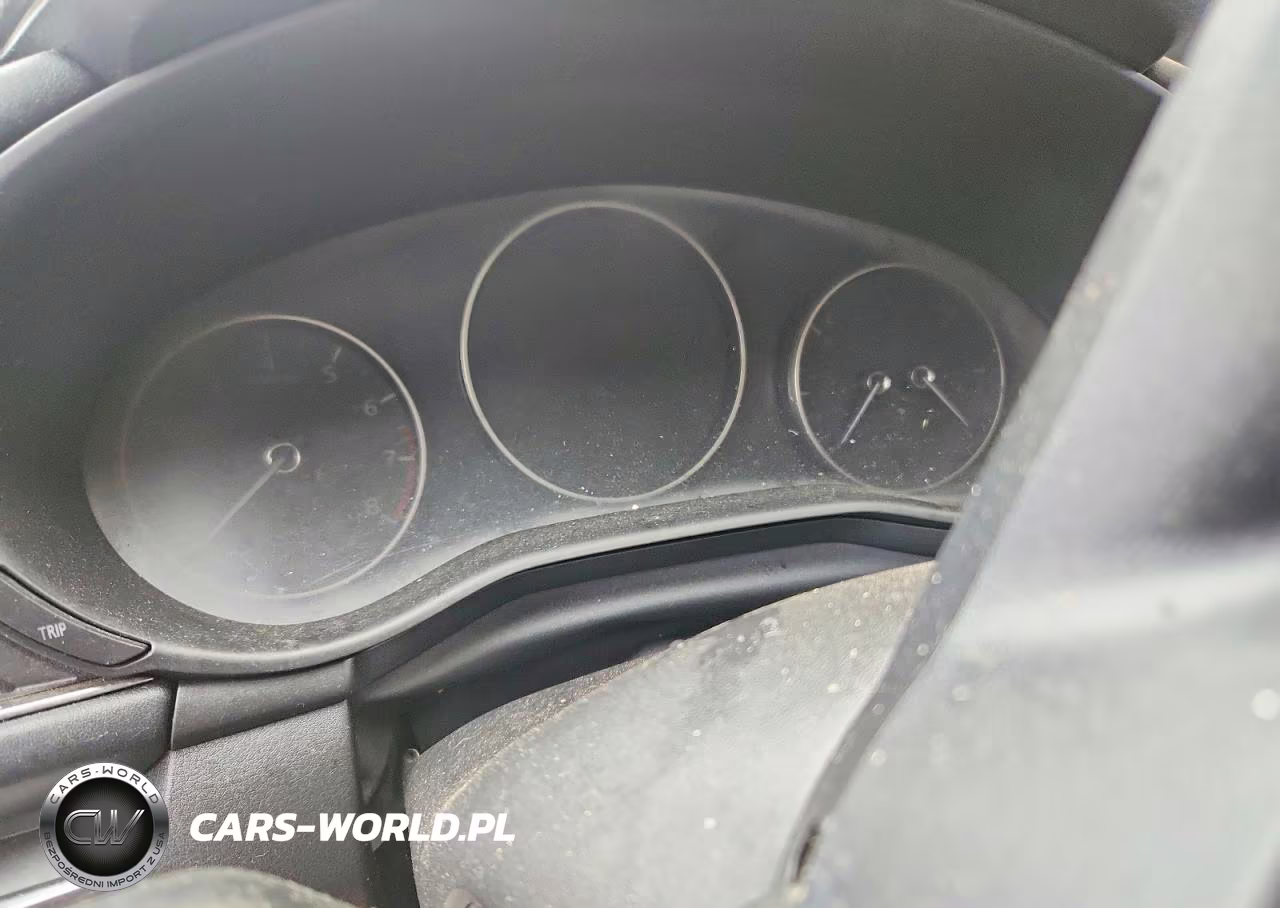 2019 Mazda 3 Preferred Plus VIN:JM1BPACL7K1107124 - 9