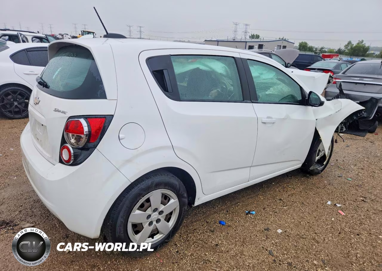 2016 Chevrolet Sonic Ls VIN:1G1JA6SH3G4163552 - 3