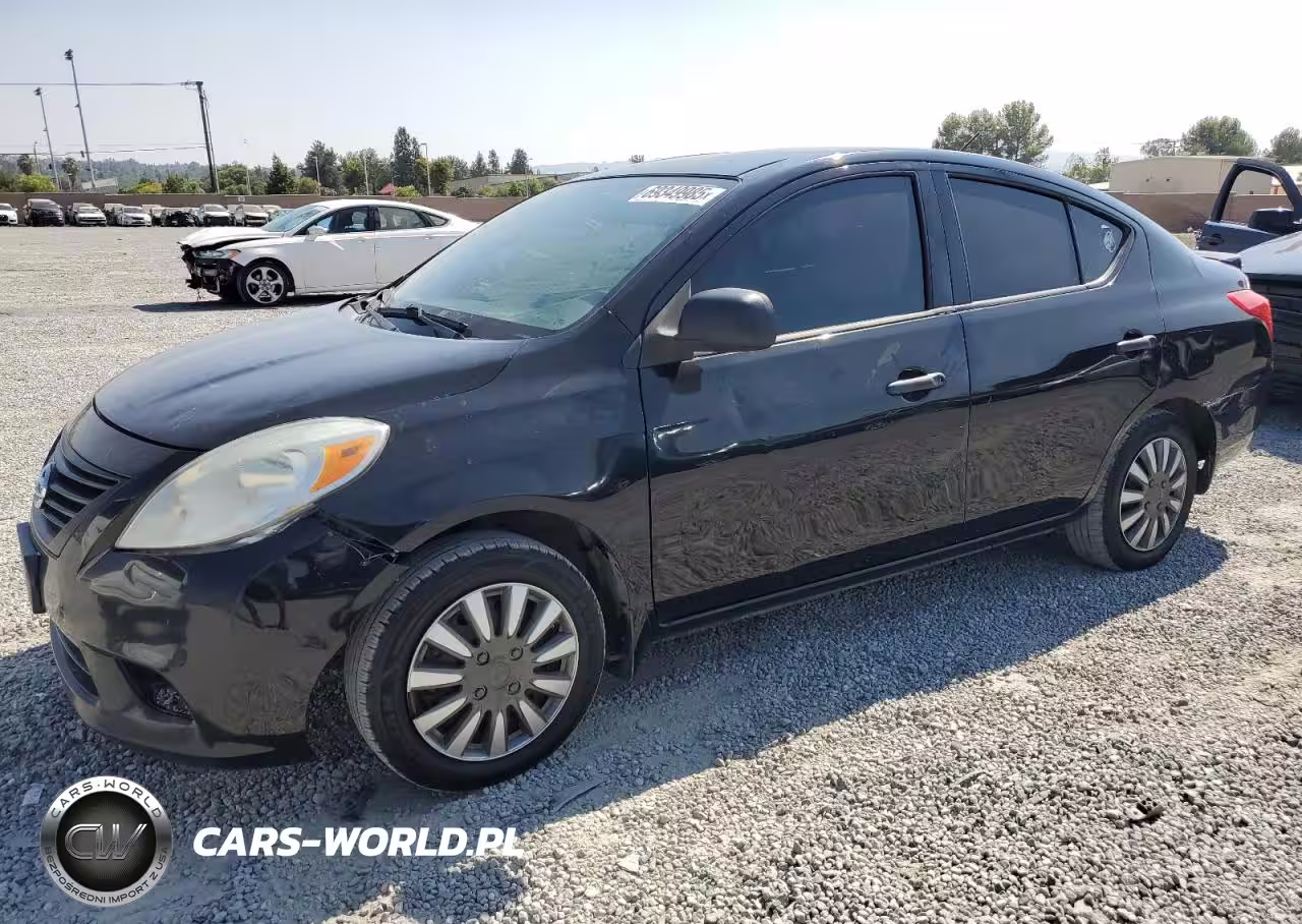 2014 Nissan Versa S