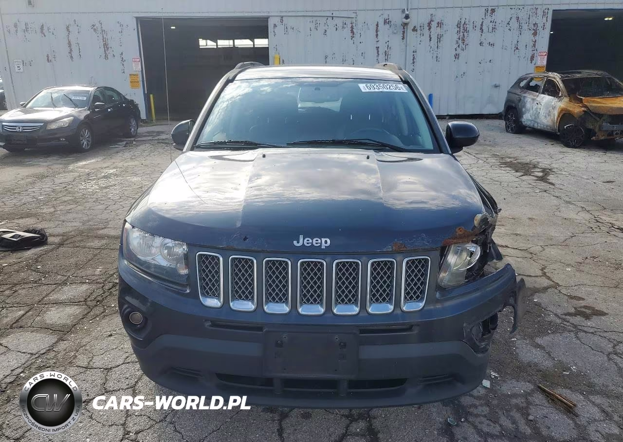 2014 Jeep Compass Latitude VIN:1C4NJDEB6ED534298 - 5