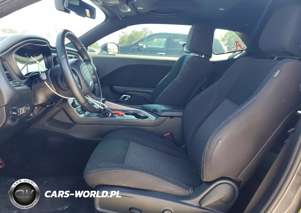 2019 Dodge Challenger Sxt VIN:2C3CDZAG0KH521658 - 7