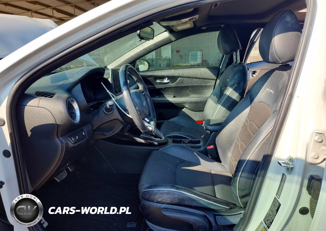 2022 Kia Forte Gt Line VIN:3KPF54ADXNE458650 - 7