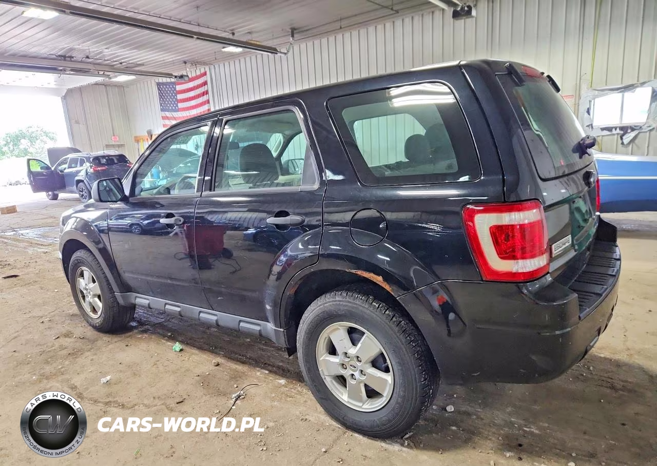 2010 Ford Escape Xls VIN:1FMCU9C70AKB50657 - 2