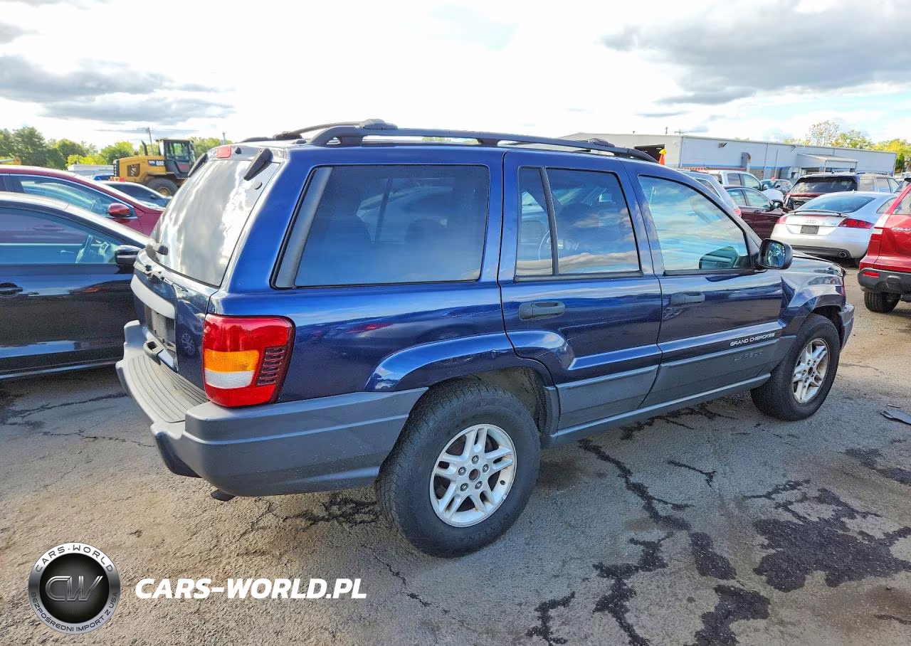 2004 Jeep Grand Cherokee Laredo VIN:1J4GW48S94C261782 - 3