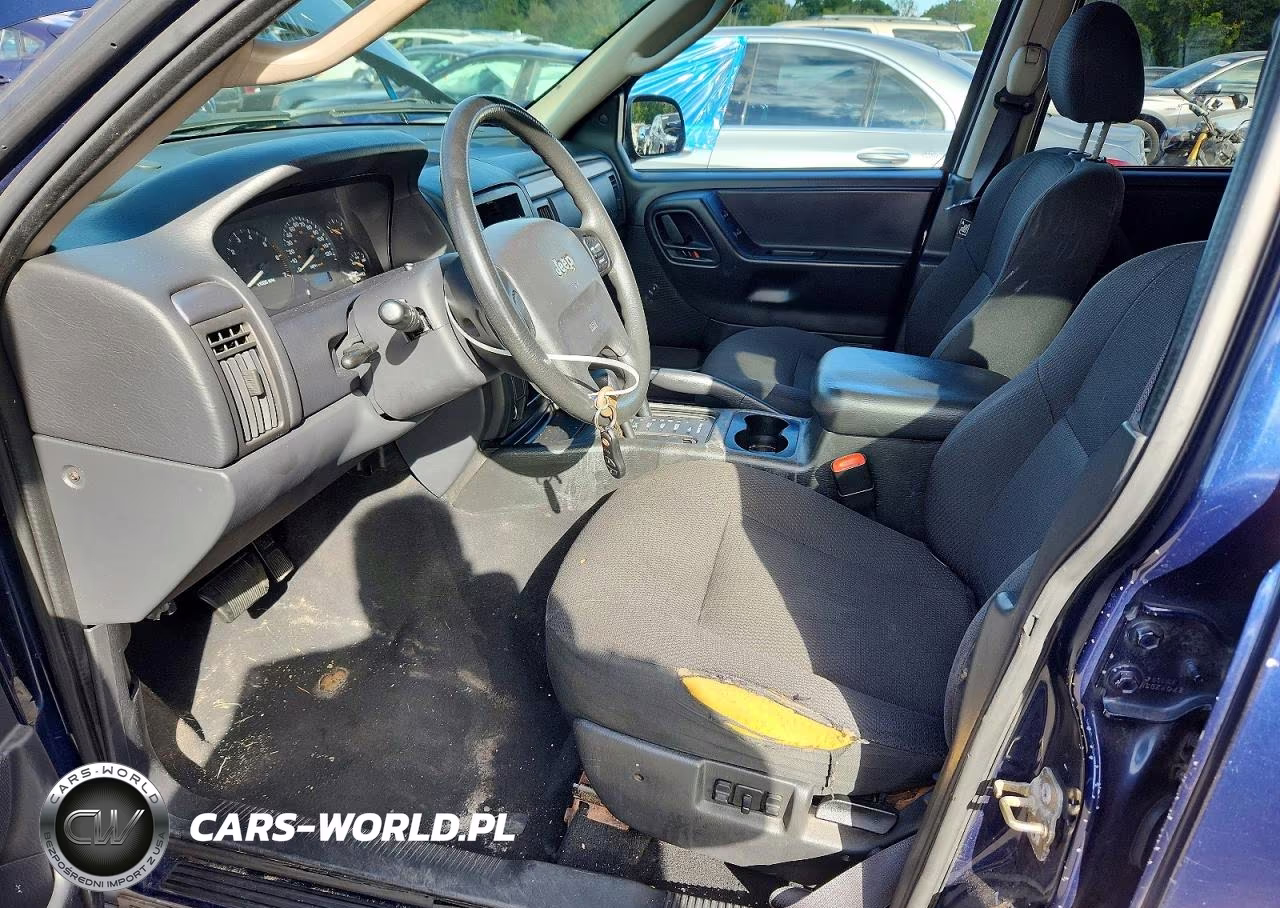 2004 Jeep Grand Cherokee Laredo VIN:1J4GW48S94C261782 - 7