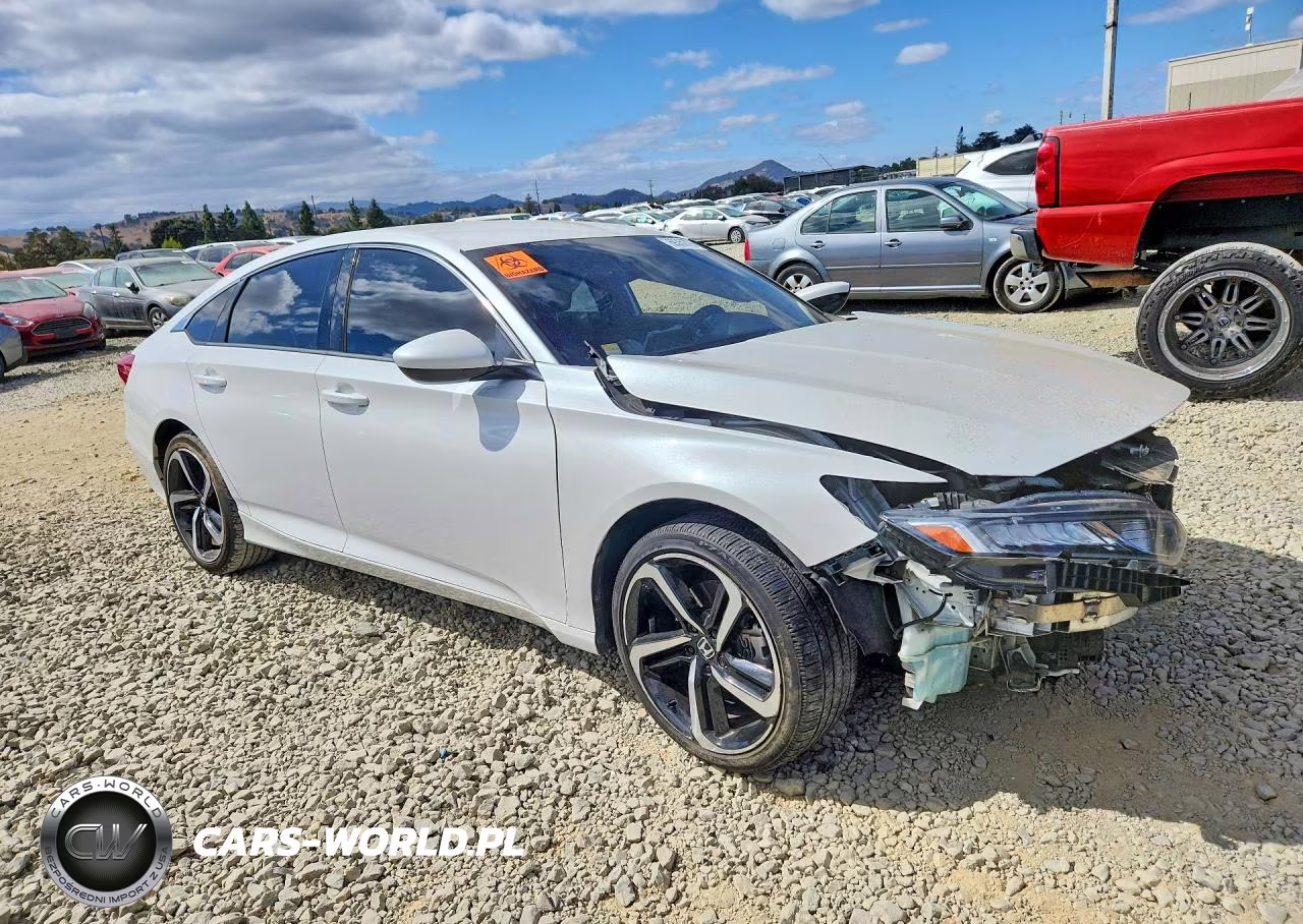 2018 Honda Accord Sport VIN:1HGCV1F32JA266025 - 4