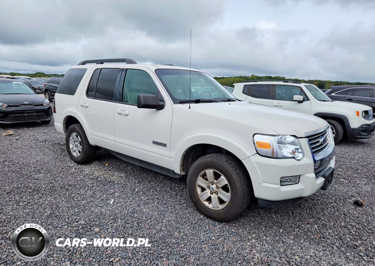 2008 Ford Explorer Xlt VIN:1FMEU73E58UA15779 - 4