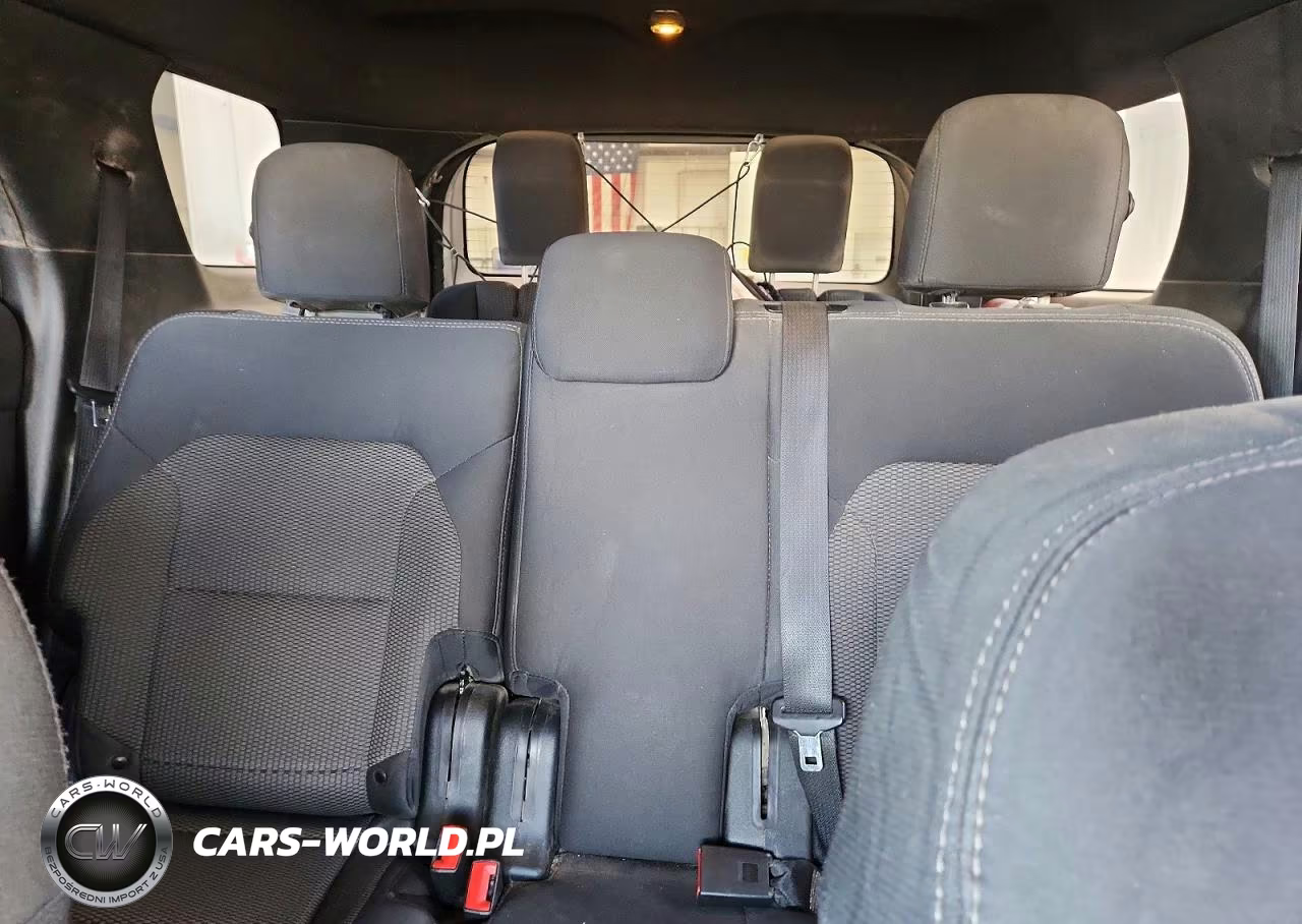 2019 Ford Explorer Xlt VIN:1FM5K8D82KGA99523 - 10