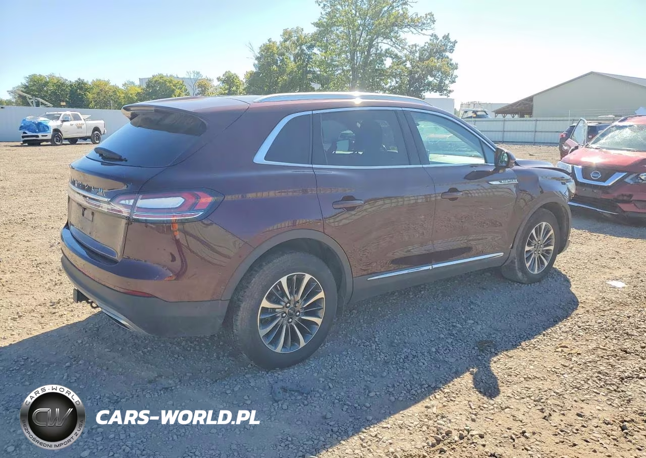 2022 Lincoln Nautilus Reserve VIN:2LMPJ8K92NBL15412 - 3