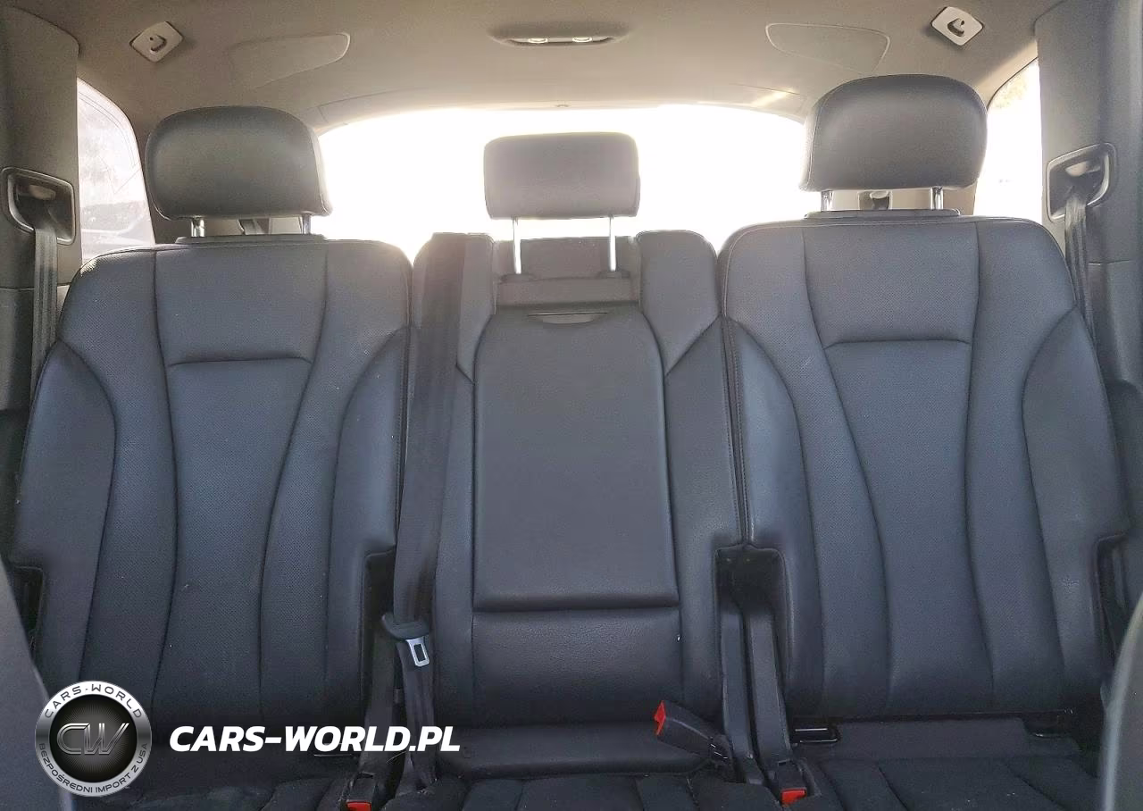 2019 Audi Q7 Premium Plus VIN:WA1LAAF70KD003846 - 10