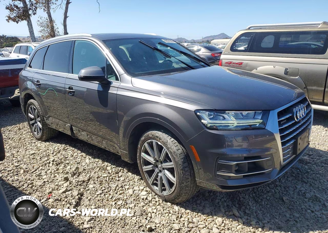 2019 Audi Q7 Premium Plus VIN:WA1LAAF70KD003846 - 4