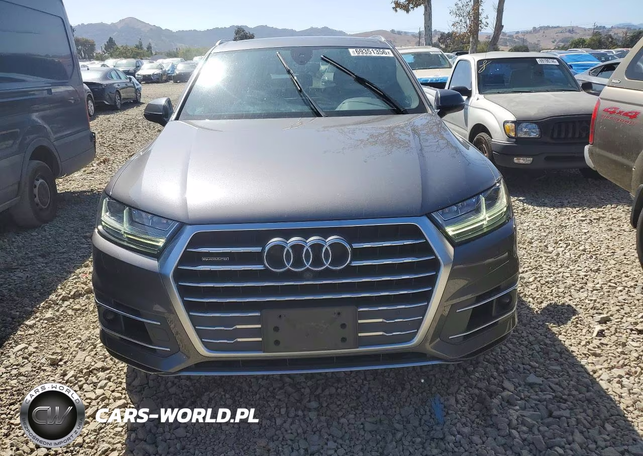 2019 Audi Q7 Premium Plus VIN:WA1LAAF70KD003846 - 5