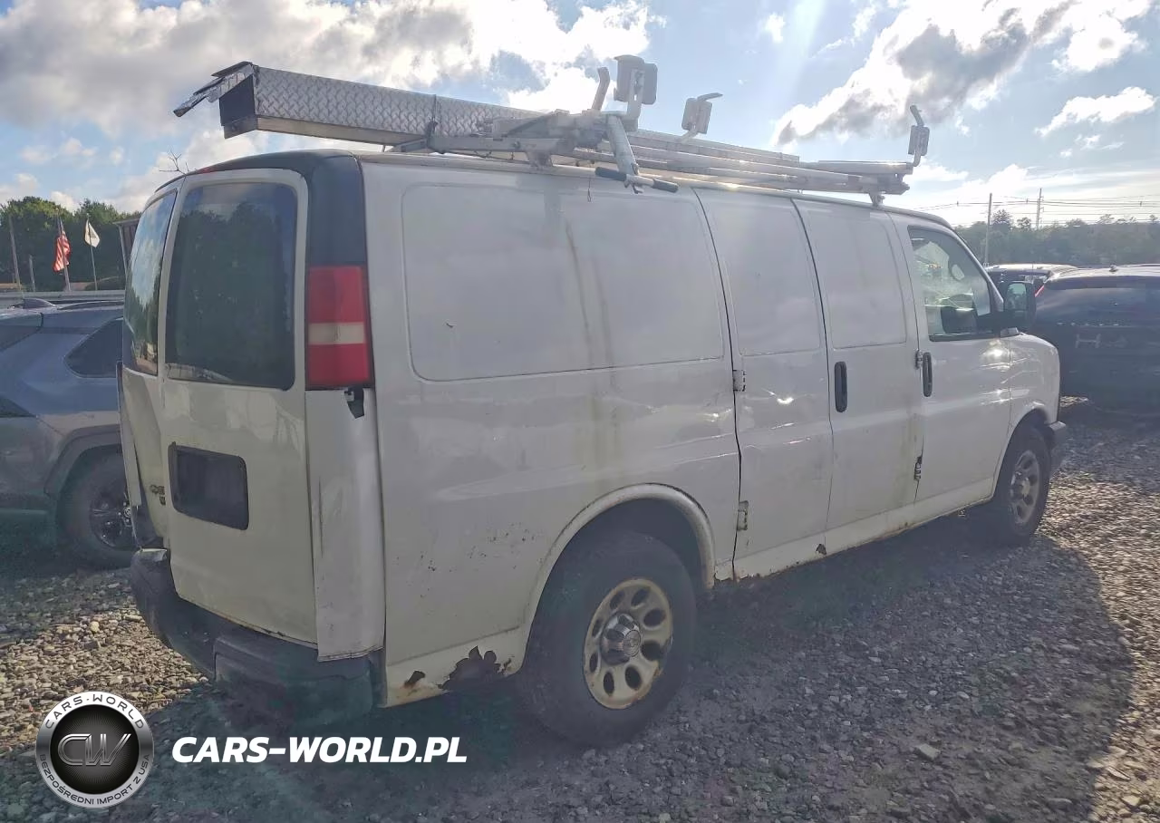 2011 Chevrolet Express G1500 Delivery Van VIN:1GCSGAFX8B1124531 - 3