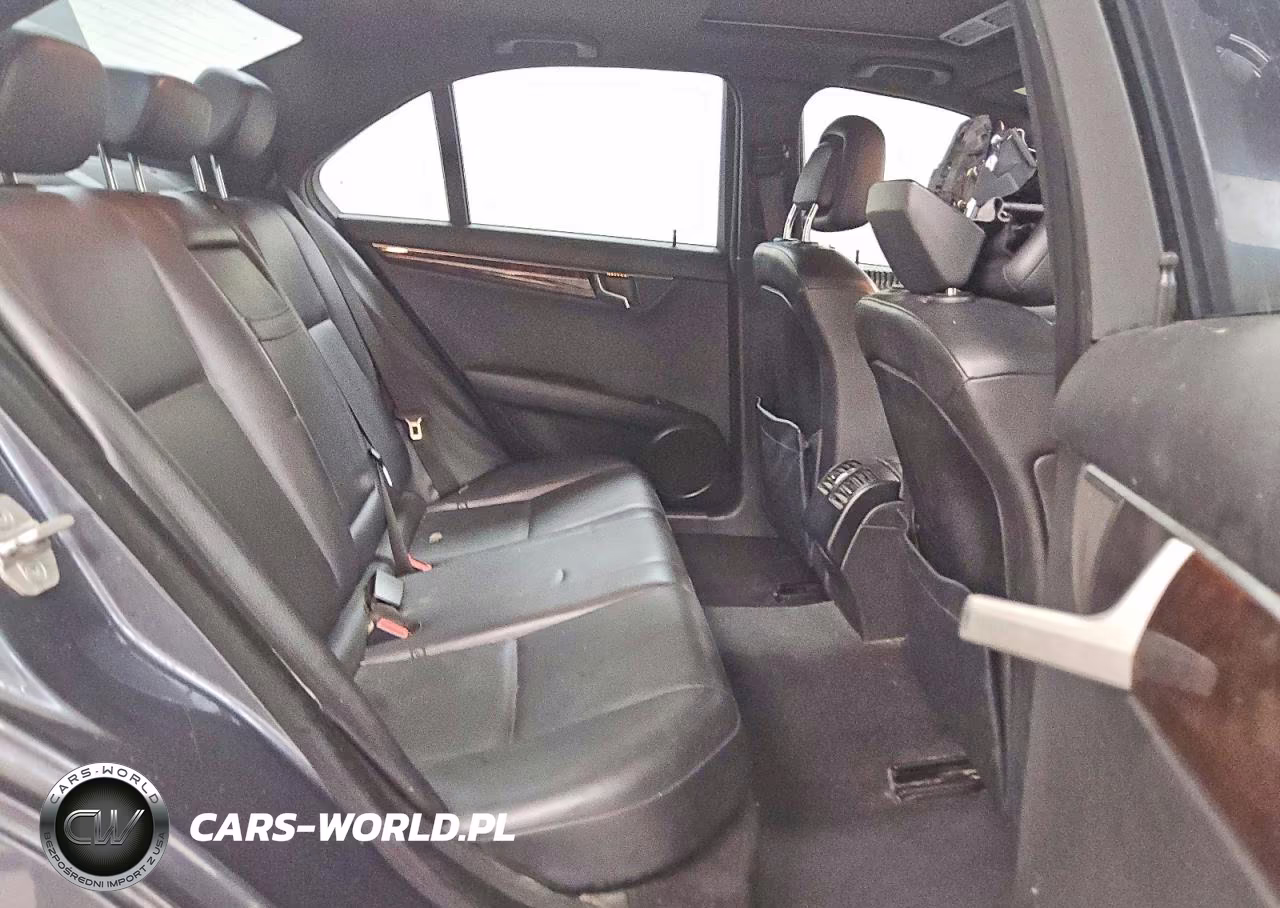 2013 Mercedes-Benz C 250 VIN:WDDGF4HB6DA810913 - 10