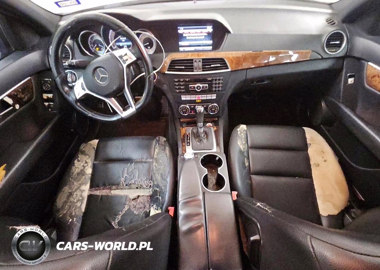 2013 Mercedes-Benz C 250 VIN:WDDGF4HB6DA810913 - 8