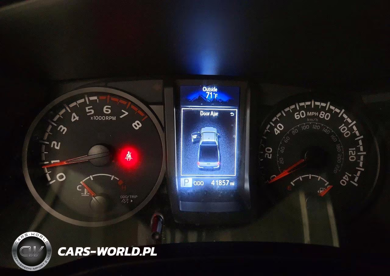 2023 Toyota Tacoma Sr VIN:3TYRX5GN0PT083104 - 9