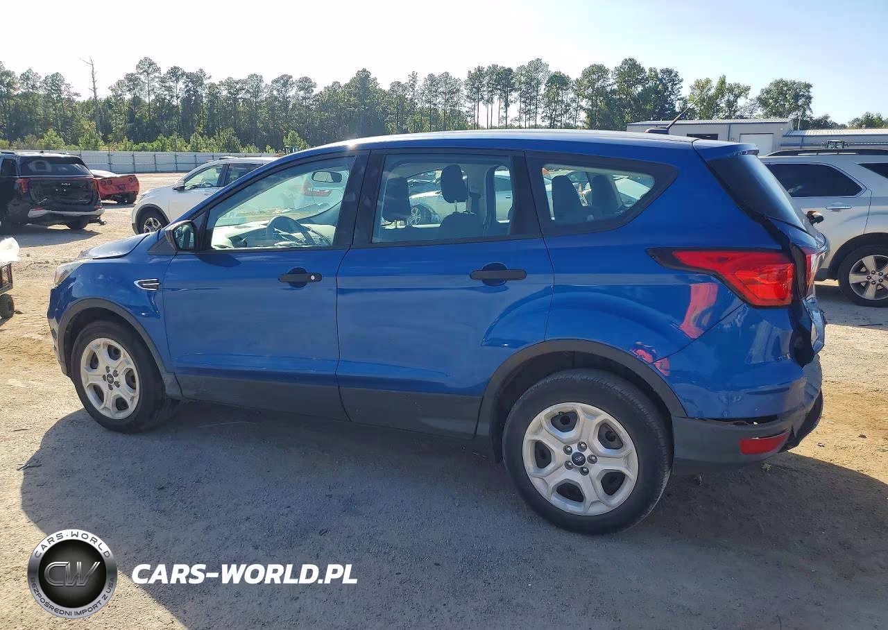 2019 Ford Escape S VIN:1FMCU0F79KUB21641 - 2