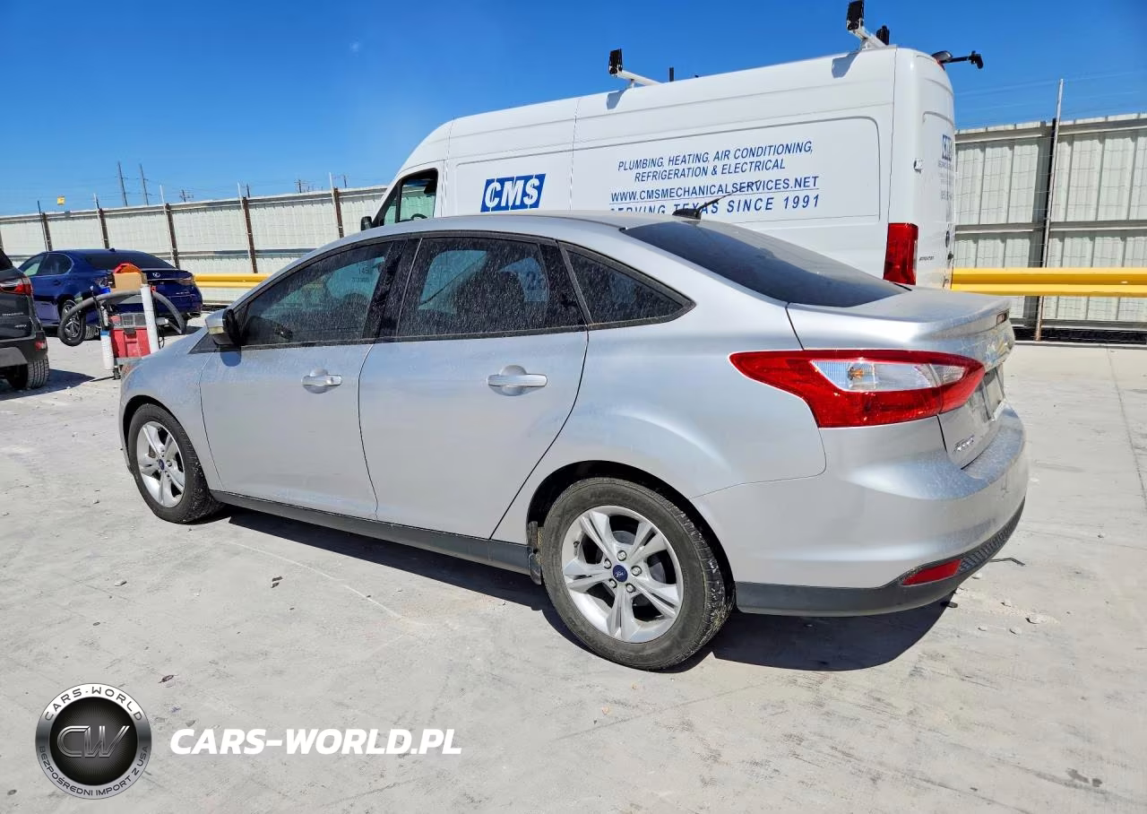 2014 Ford Focus Se VIN:1FADP3F22EL445617 - 2