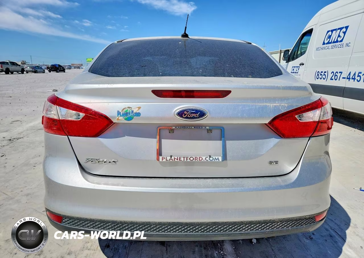 2014 Ford Focus Se VIN:1FADP3F22EL445617 - 6