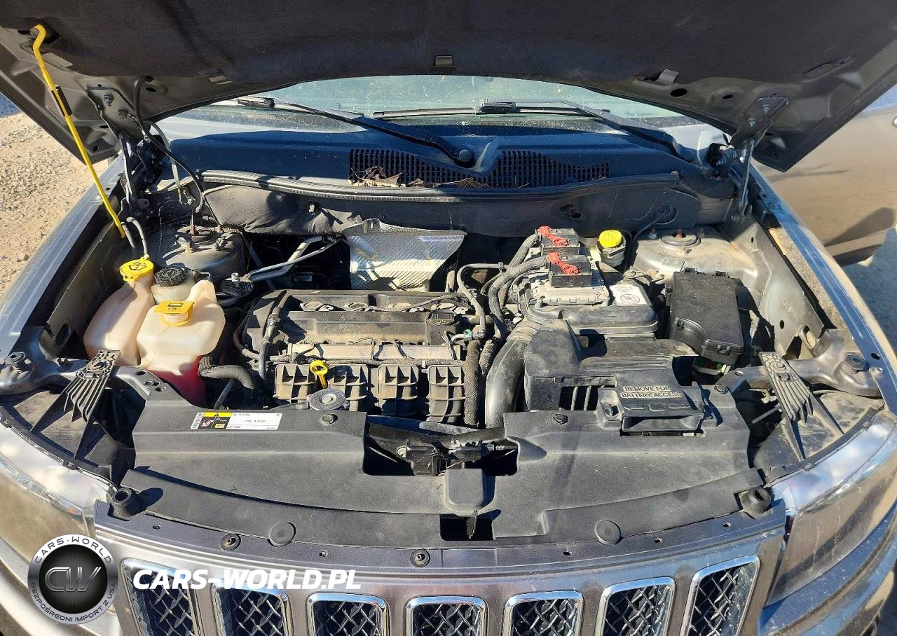 2014 Jeep Compass Sport VIN:1C4NJCBA3ED573811 - 12