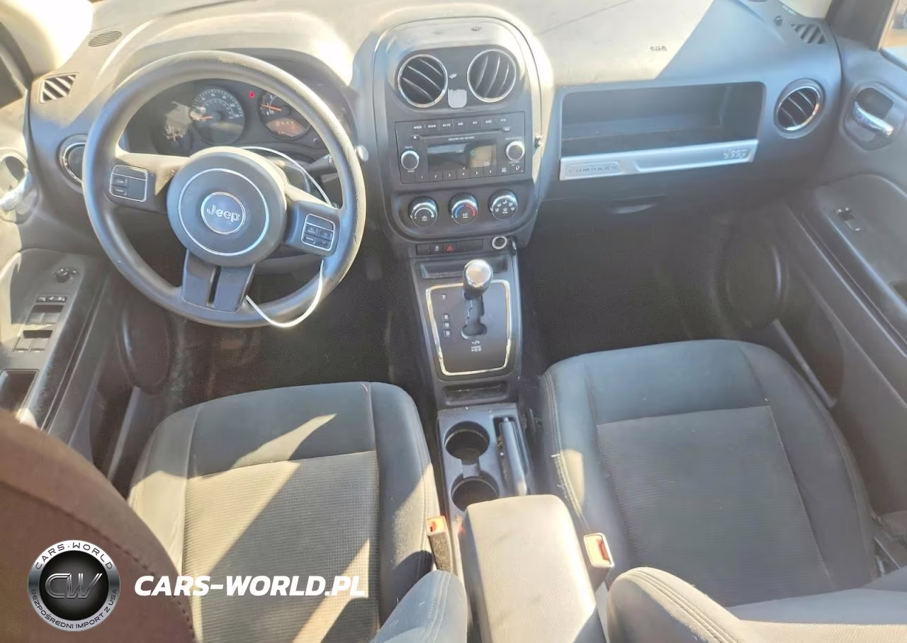 2014 Jeep Compass Sport VIN:1C4NJCBA3ED573811 - 8