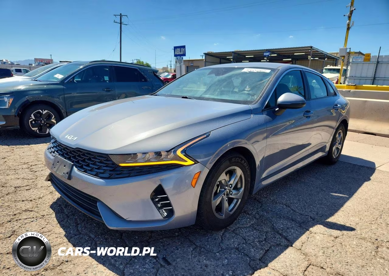 2023 Kia K5 Lxs VIN:5XXG14J27PG196630 - 1