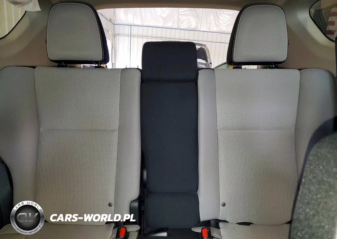 2017 Toyota Rav4 Xle VIN:2T3RFREVXHW677238 - 10