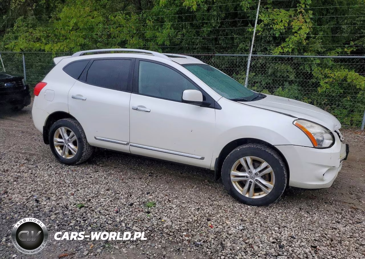 2012 Nissan Rogue S VIN:JN8AS5MV3CW377526 - 4