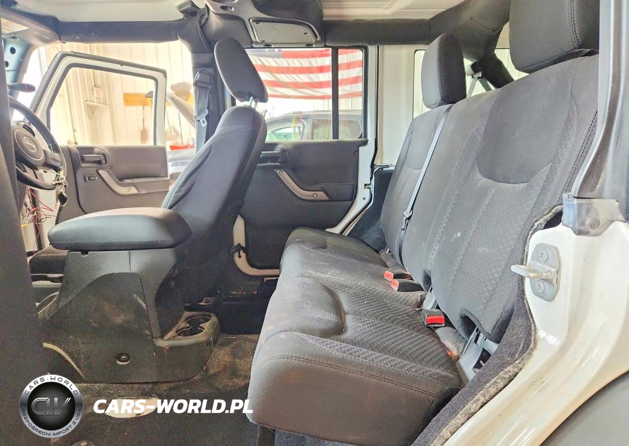 2015 Jeep Wrangler Unlimited Sport VIN:1C4BJWKG7FL643102 - 10