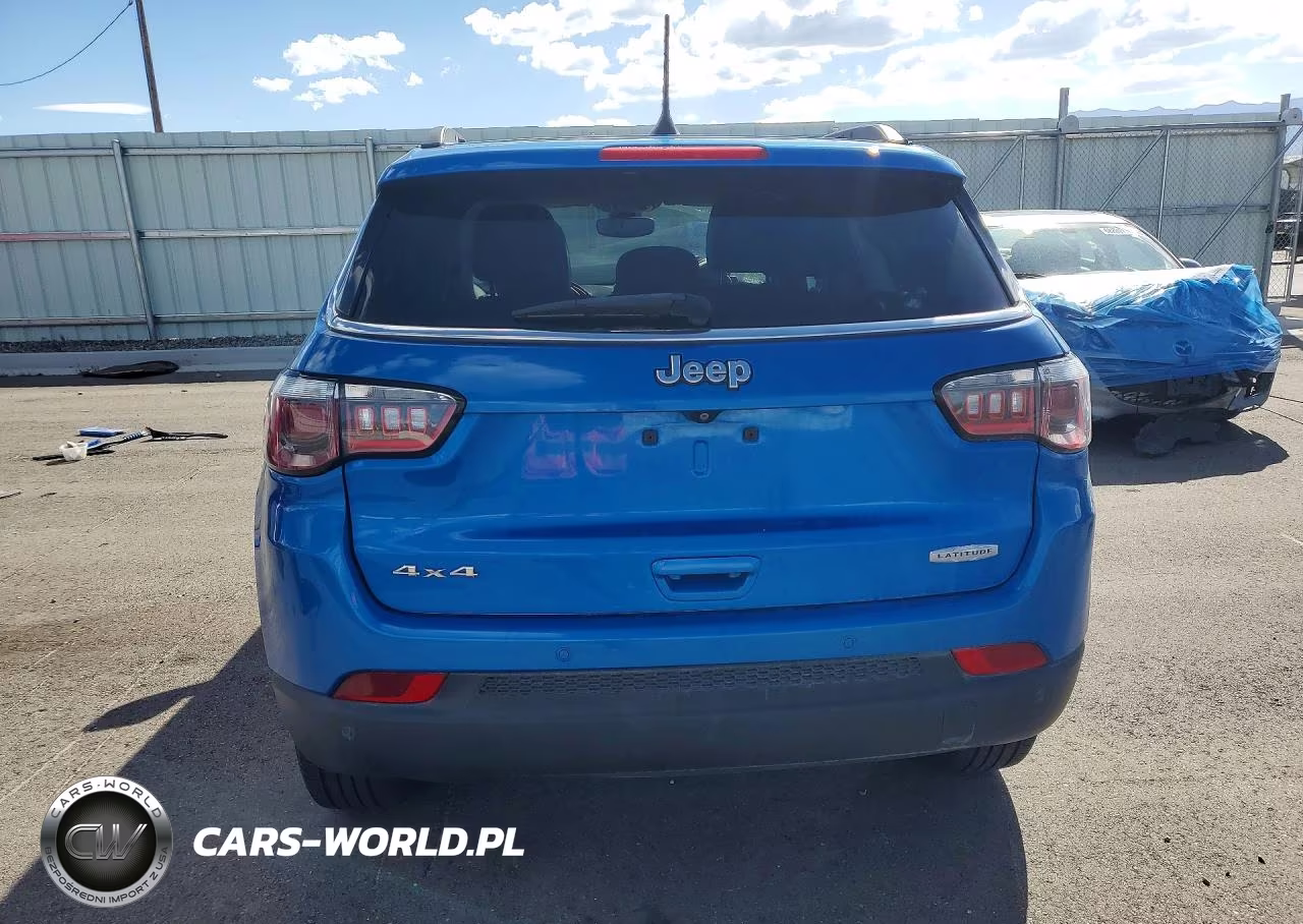 2018 Jeep Compass Latitude VIN:3C4NJDBB0JT104811 - 6