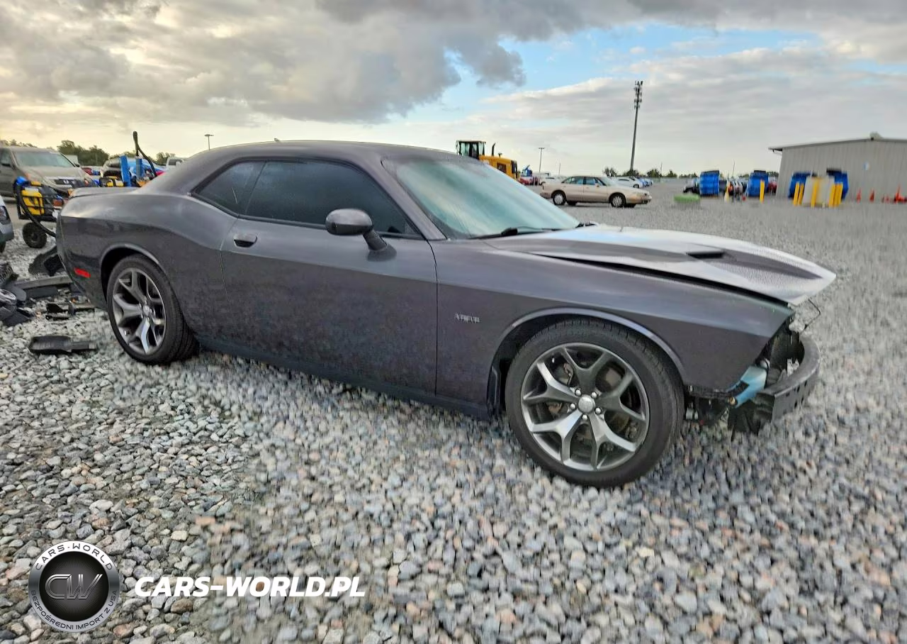 2015 Dodge Challenger Sxt Plus VIN:2C3CDZBT5FH910779 - 4