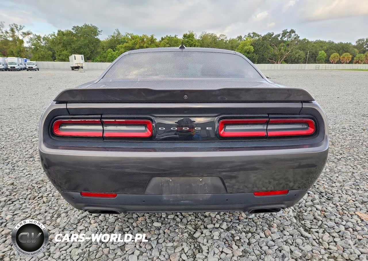 2015 Dodge Challenger Sxt Plus VIN:2C3CDZBT5FH910779 - 6