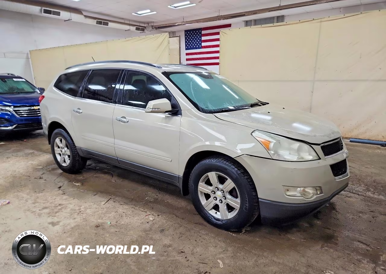 2011 Chevrolet Traverse Lt VIN:1GNKVGED4BJ335944 - 4