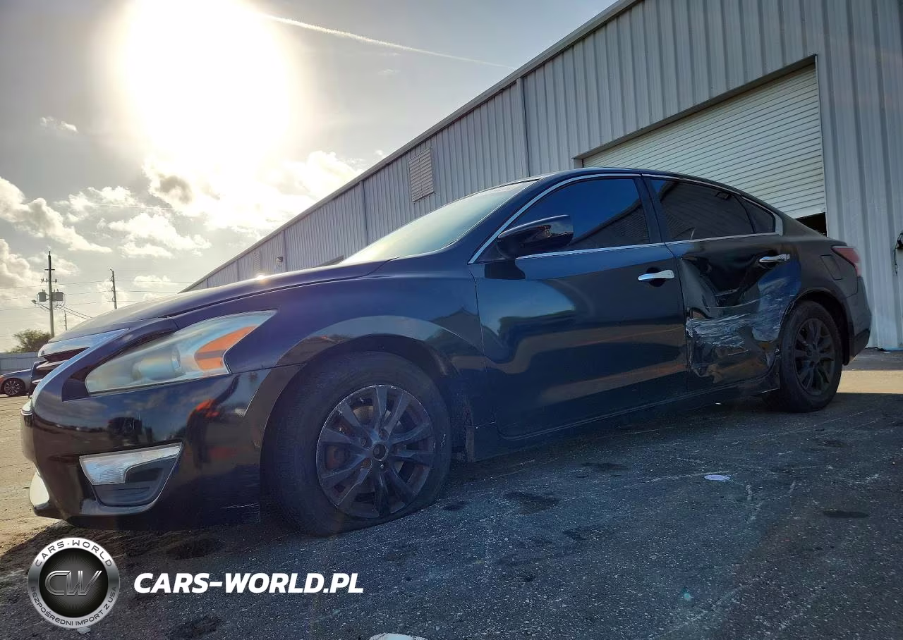 2015 Nissan Altima 2.5 S – zdjęcie 1 z 12