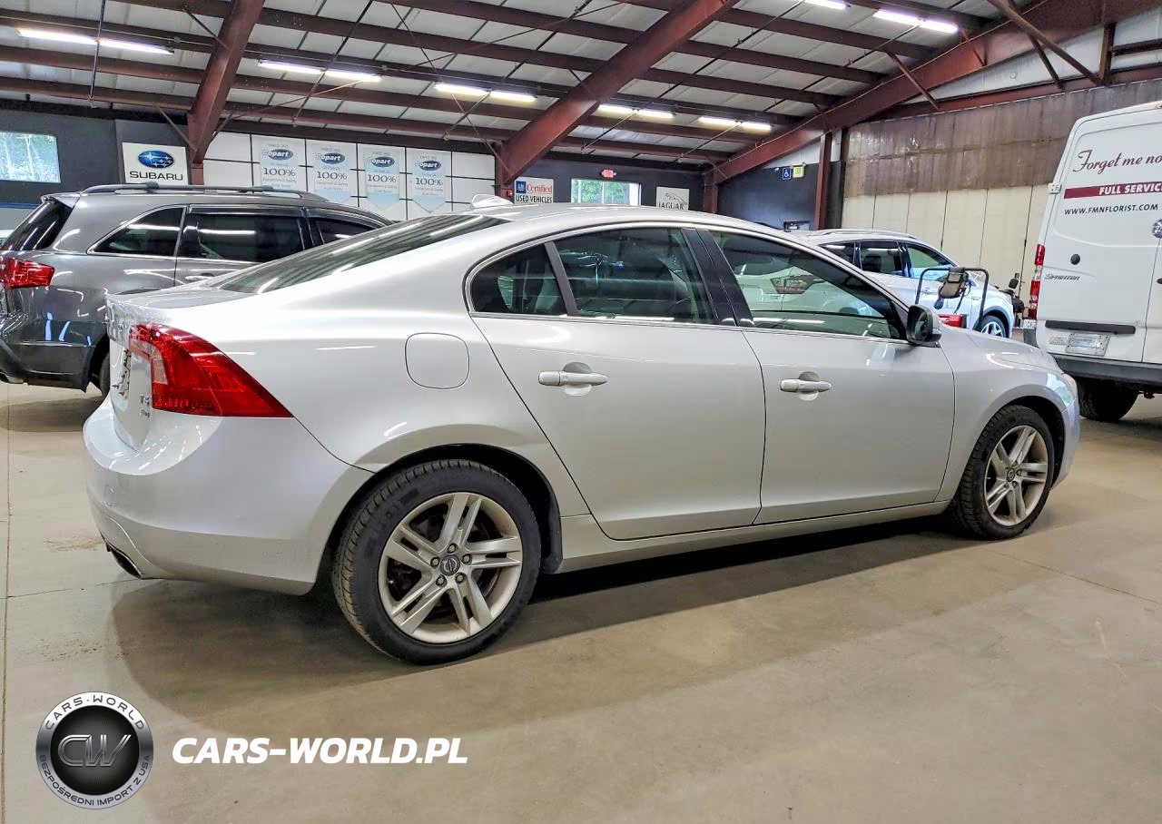 2014 Volvo S60 T5 VIN:YV1612FH2E2290666 - 3