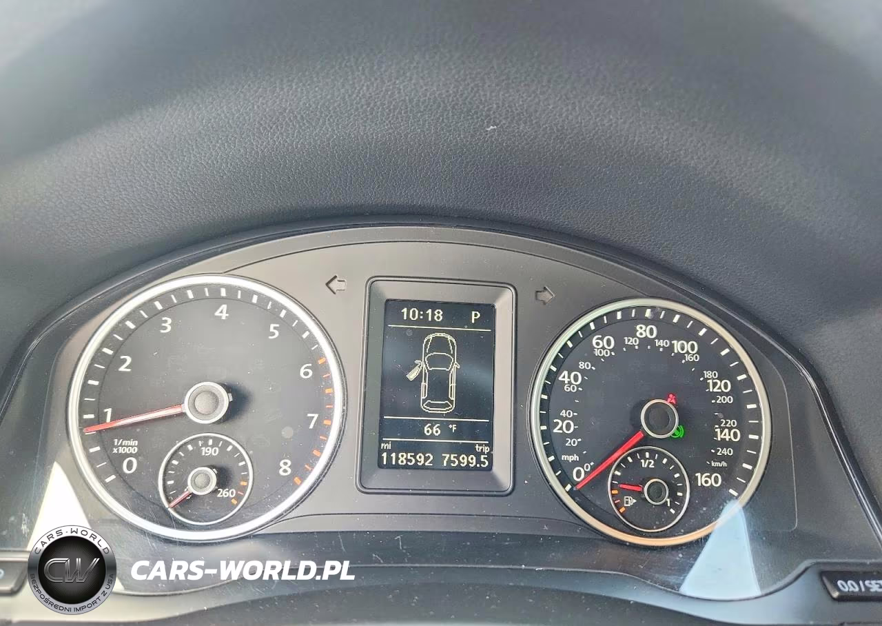 2016 Volkswagen Tiguan S VIN:WVGBV7AX0GK000461 - 9