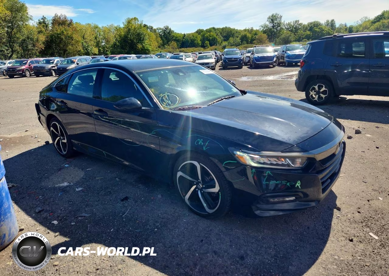 2018 Honda Accord VIN:1HGCV1F35JA172415 - 4
