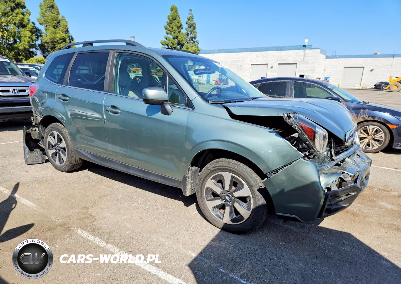 2017 Subaru Forester VIN:JF2SJARC5HH429917 - 4