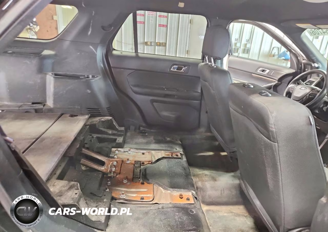 2018 Ford Explorer Police Interceptor VIN:1FM5K8AR1JGB68827 - 11