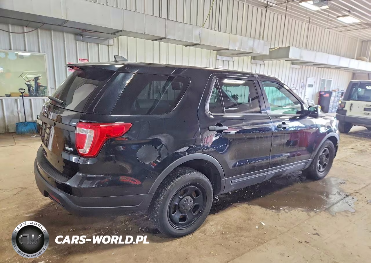 2018 Ford Explorer Police Interceptor VIN:1FM5K8AR1JGB68827 - 3