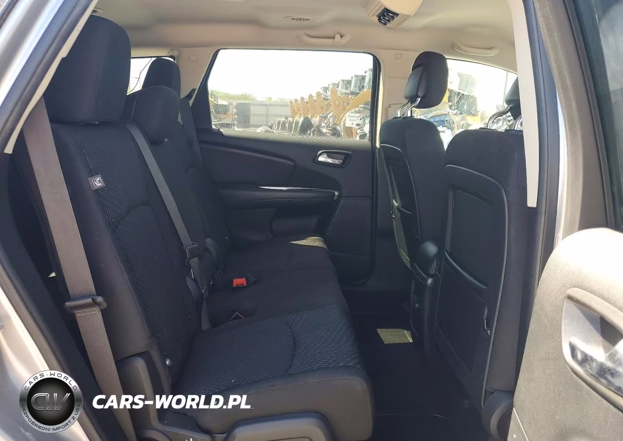 2018 Dodge Journey Sxt VIN:3C4PDCBG1JT218385 - 11